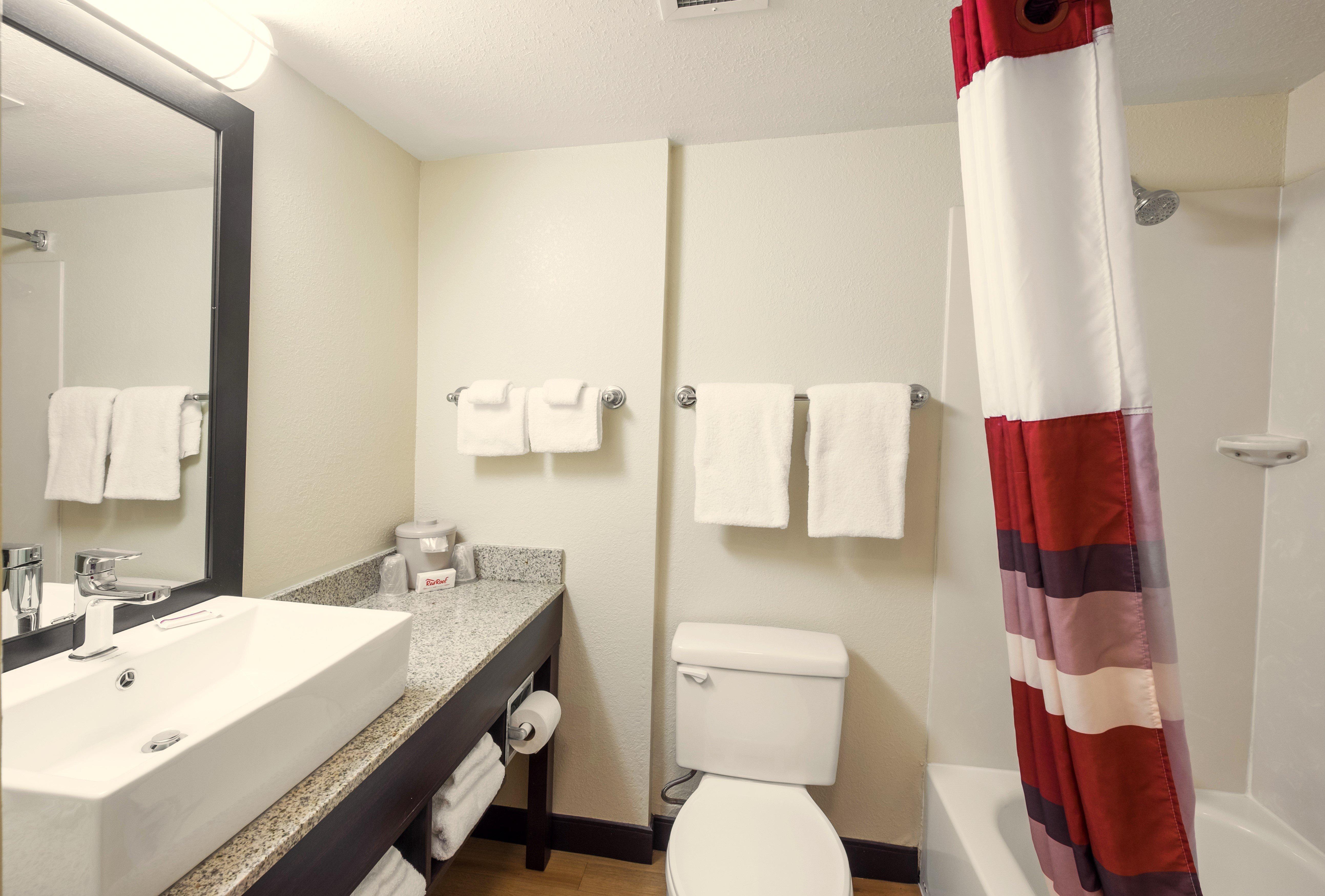 Red Roof Inn Plus+ South Deerfield - Amherst المظهر الخارجي الصورة