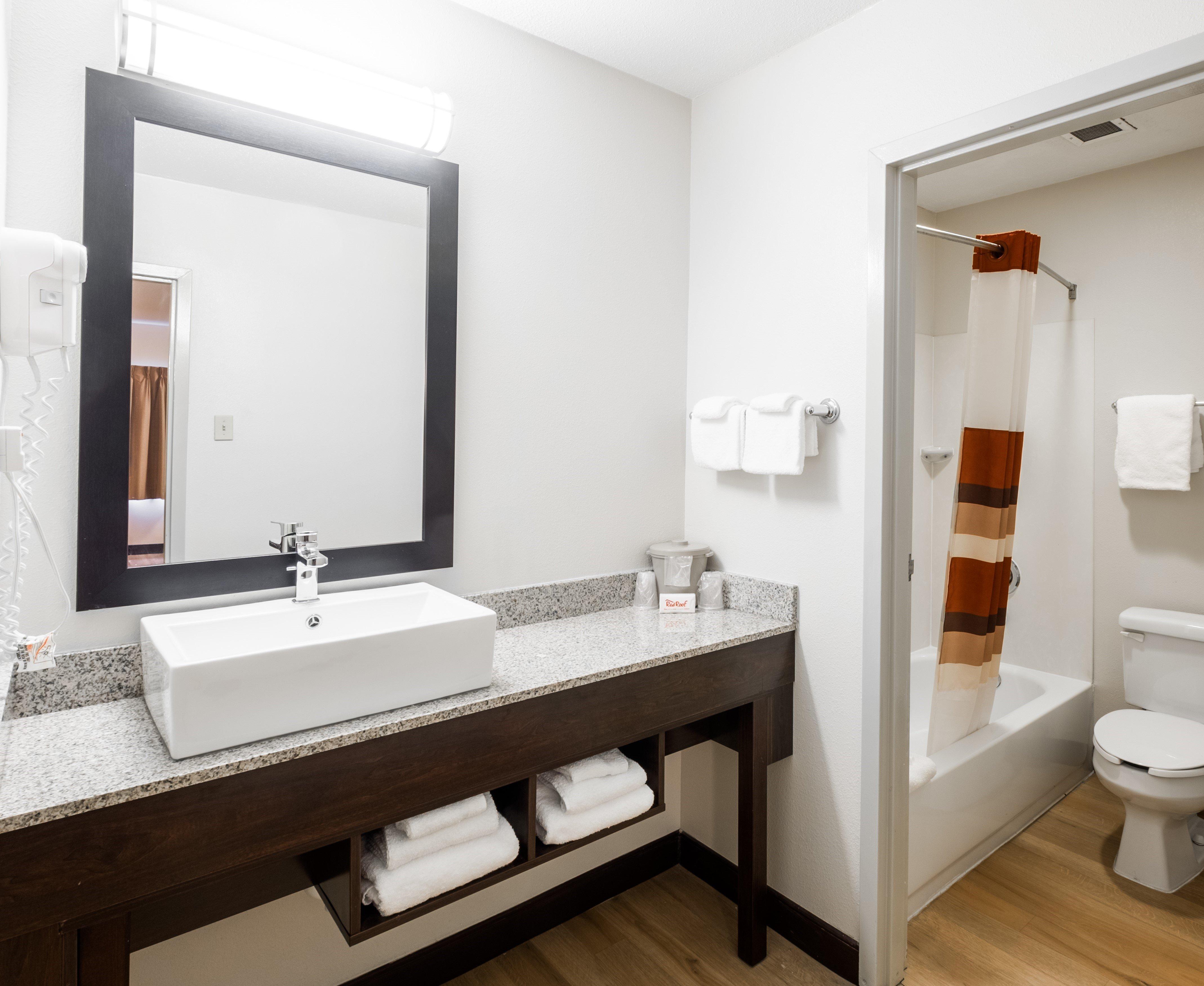 Red Roof Inn Plus+ South Deerfield - Amherst المظهر الخارجي الصورة