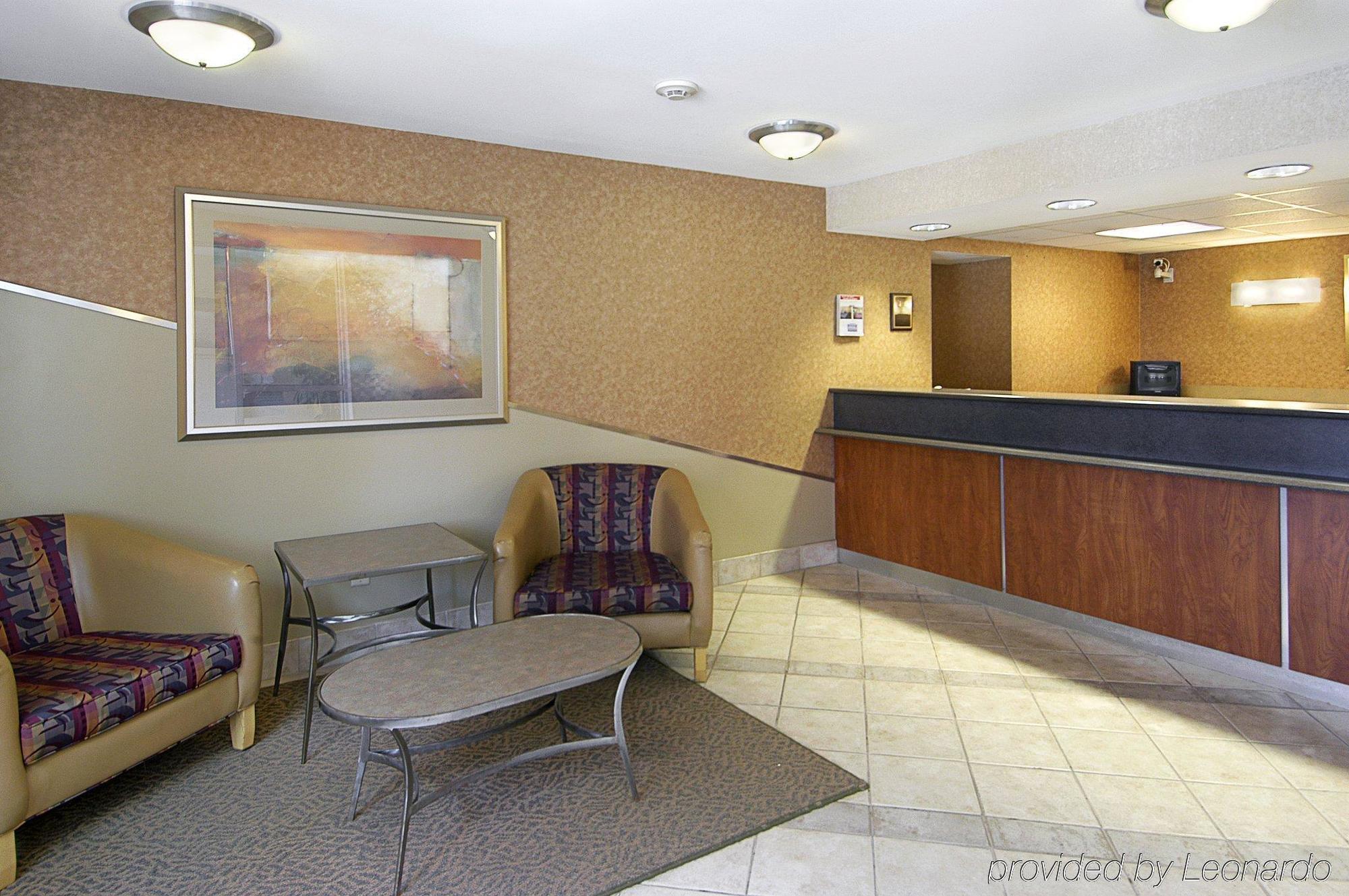 Red Roof Inn Plus+ South Deerfield - Amherst المظهر الداخلي الصورة