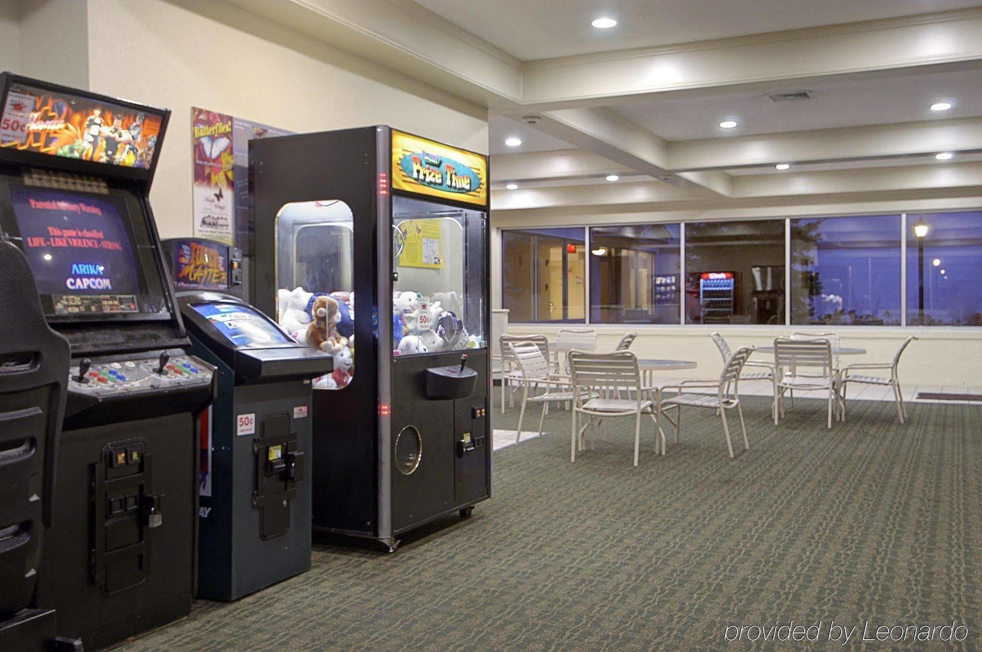 Red Roof Inn Plus+ South Deerfield - Amherst المظهر الخارجي الصورة
