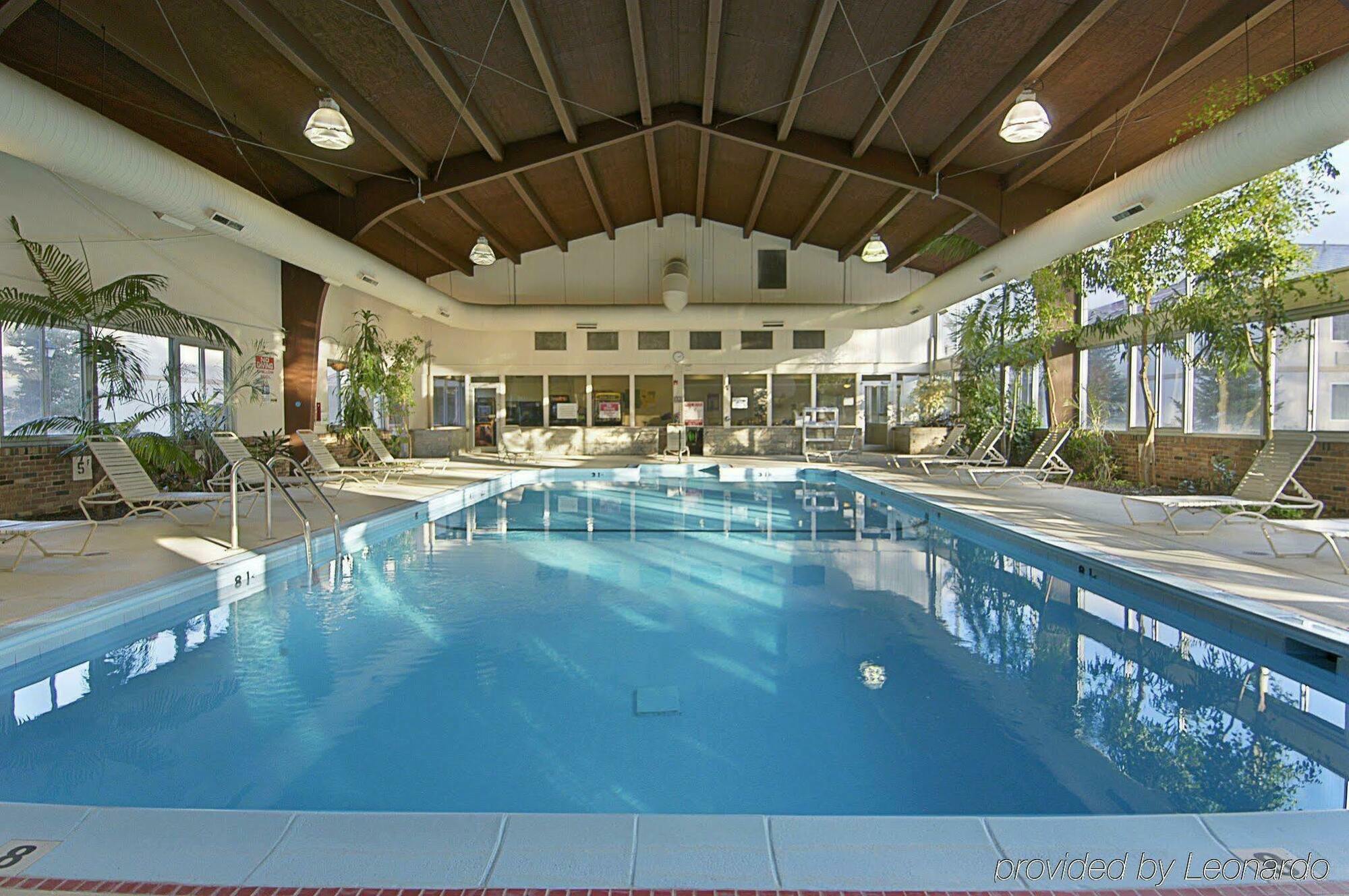 Red Roof Inn Plus+ South Deerfield - Amherst المظهر الخارجي الصورة